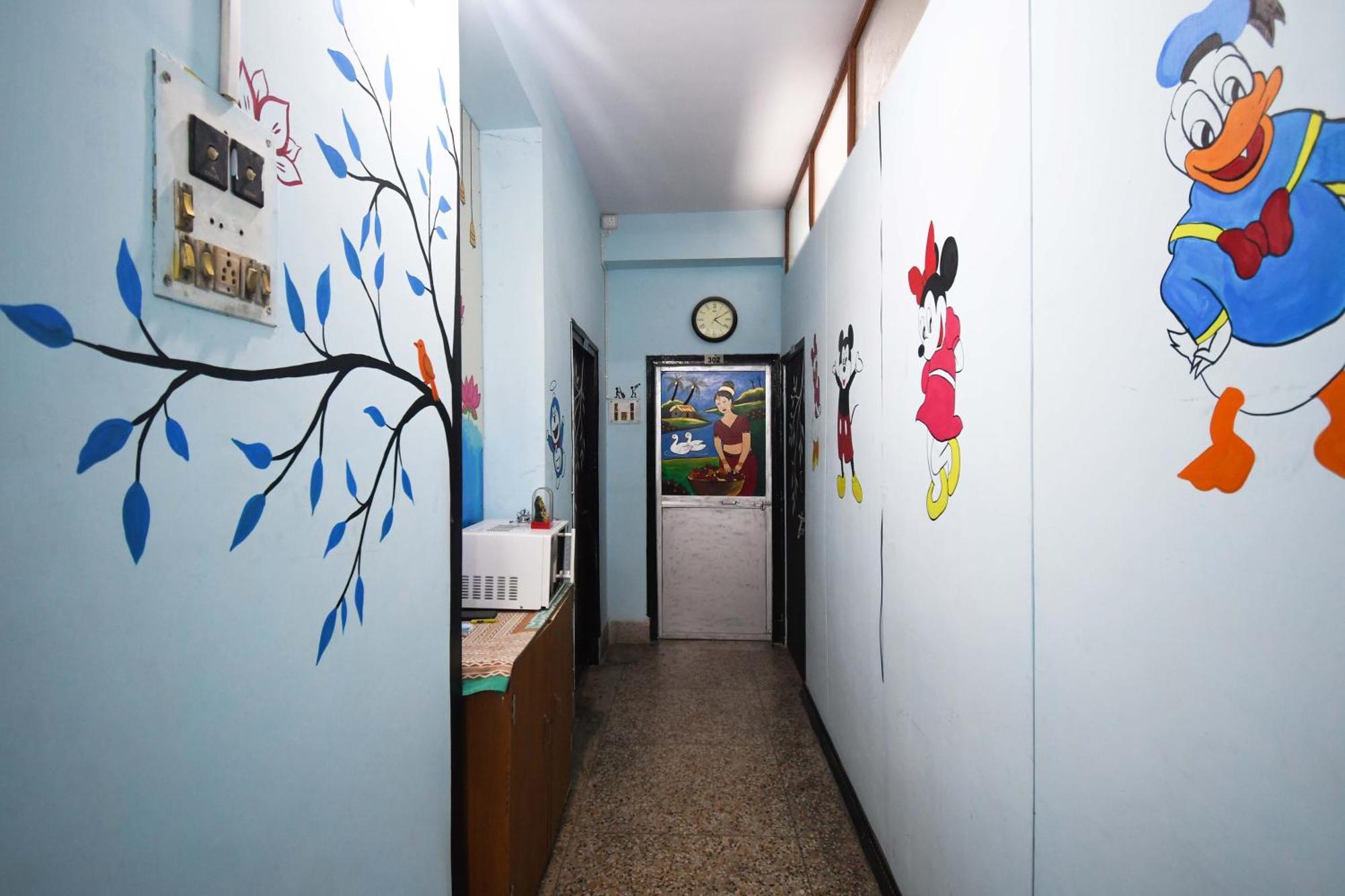 Hotel O Blue Cherry Guest House Kolkata Exterior photo